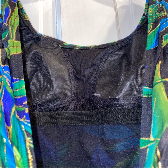 Vintage One Piece Floral Swimsuit - Picture 7 of 8